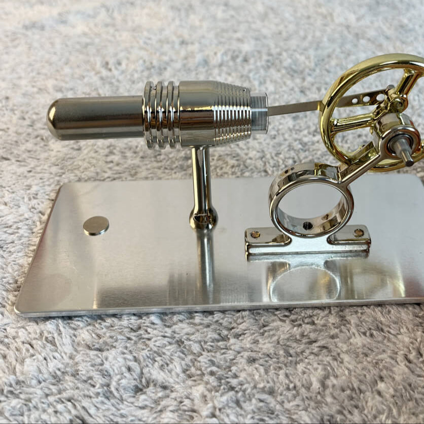 Pistondeco ™ Stirling Engine Model - Classic